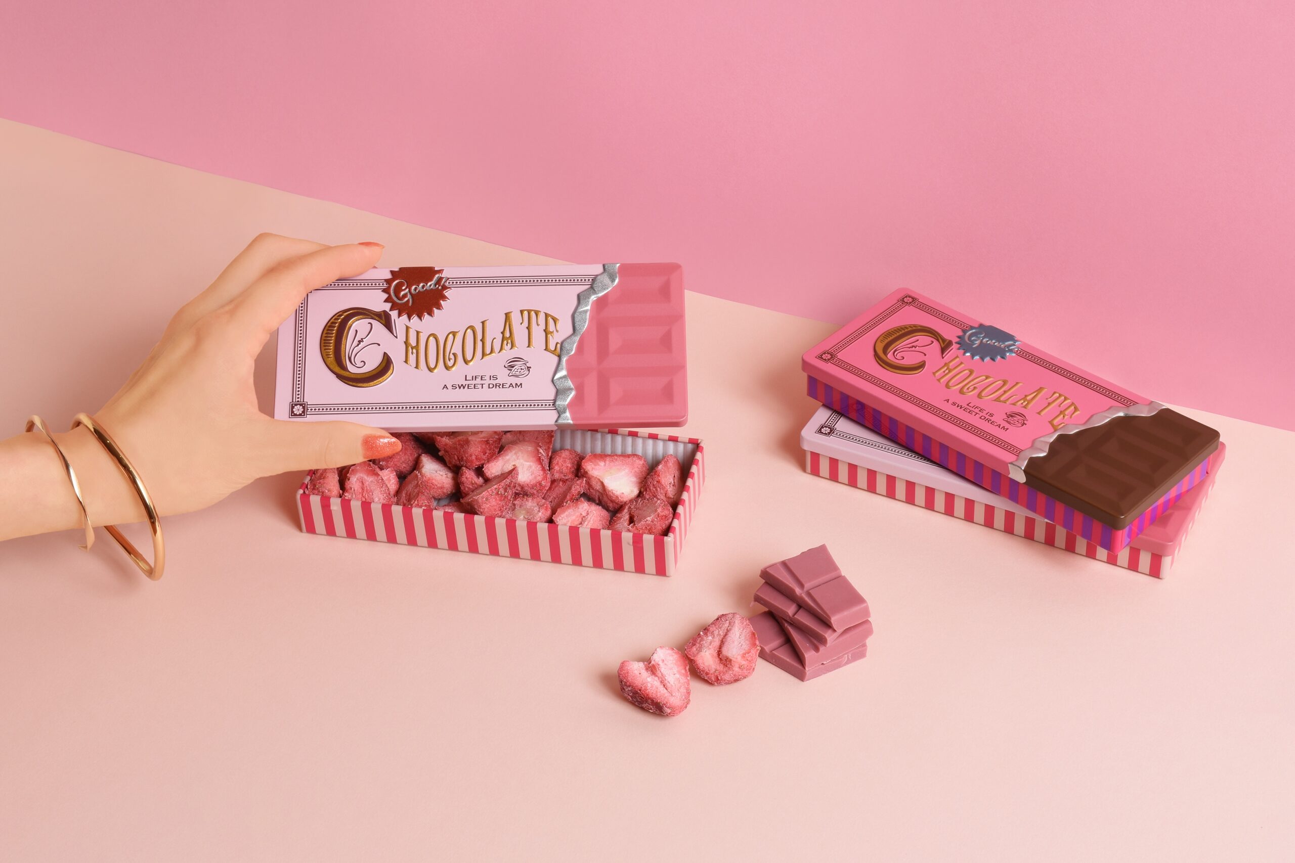 お菓子のミカタ 板チョコ缶 ルビー