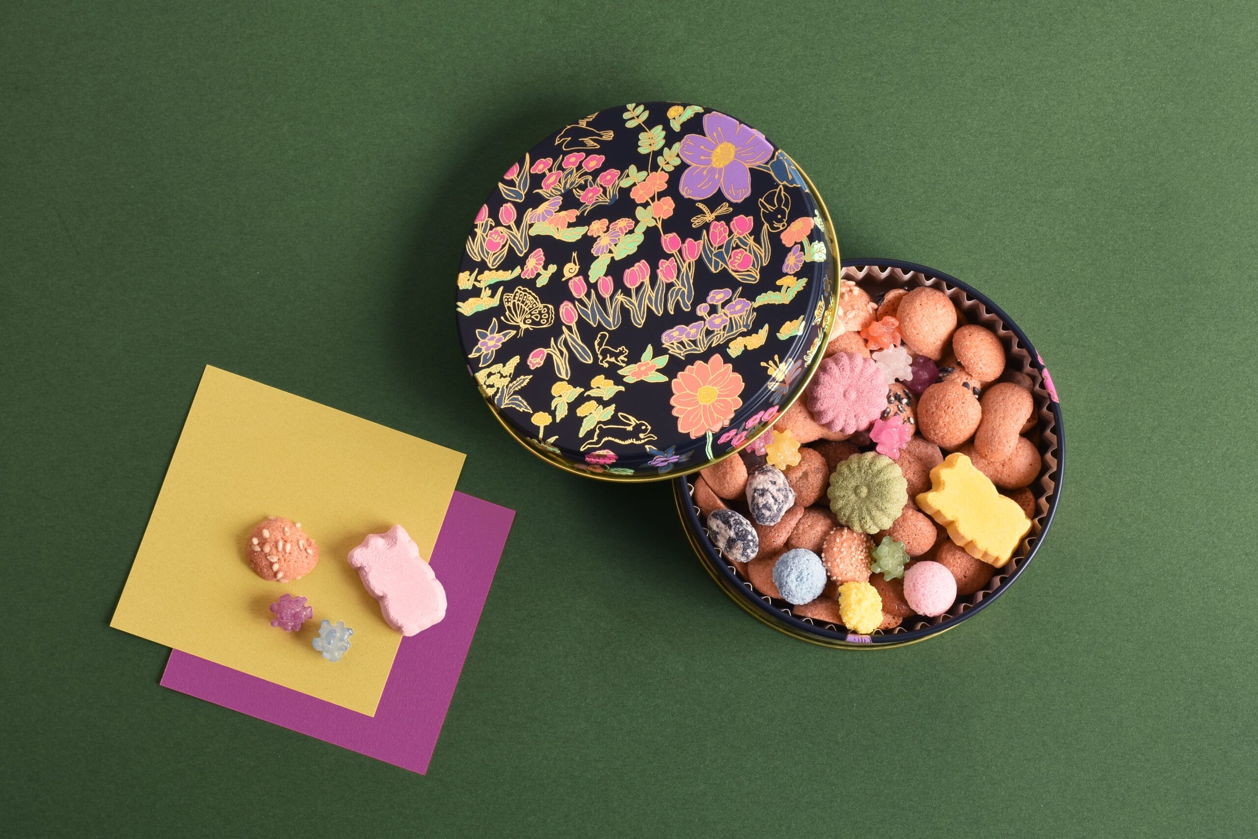 お菓子のミカタ お花畑缶