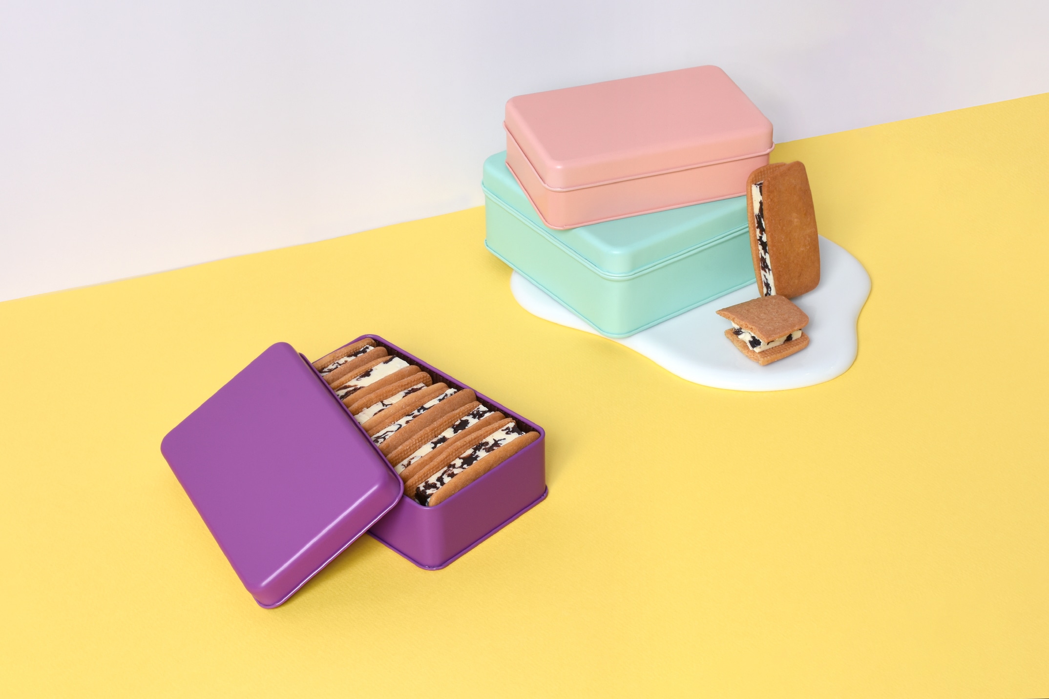 お菓子のミカタ いろ缶