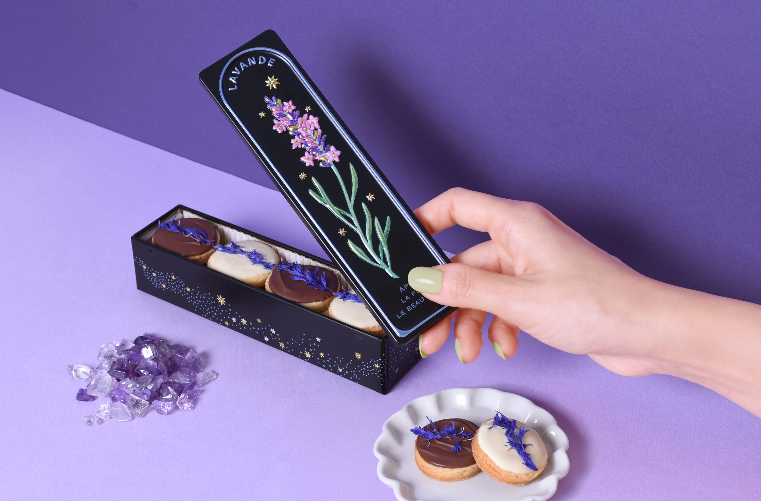 お菓子のミカタ タロット缶ラベンダー